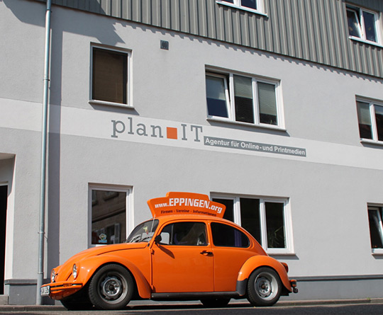 EPPINGEN.org Käfer vor dem plan IT Gebäude via eingestellt online
